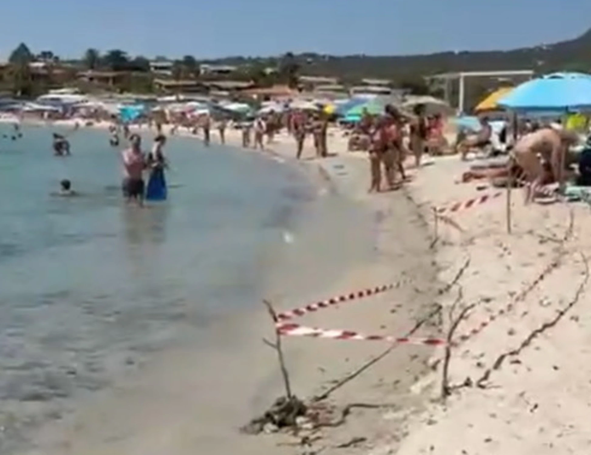 Olbia, orrore in spiaggia: il ritrovamento sconvolge i bagnanti