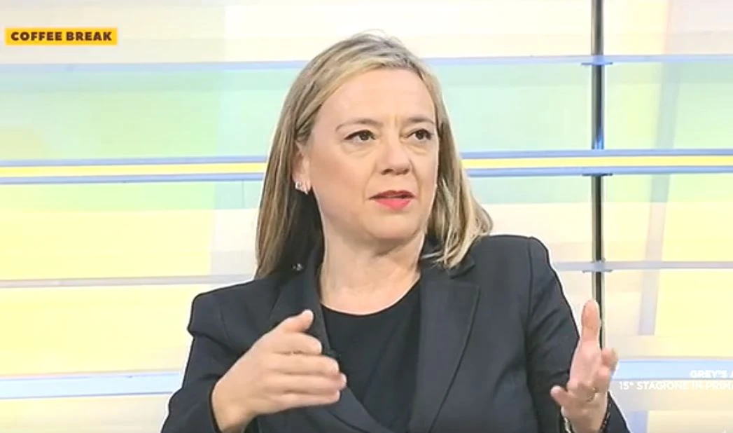 Daniela Preziosi a Coffee Break: "Manovra improvvisata perché Matteo Salvini ha voluto far cadere il governo"