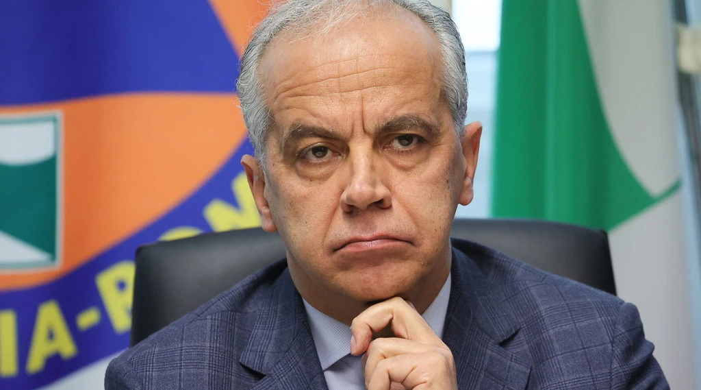 Matteo Piantedosi, l'appello: "Reddito, non soffiate sul fuoco"