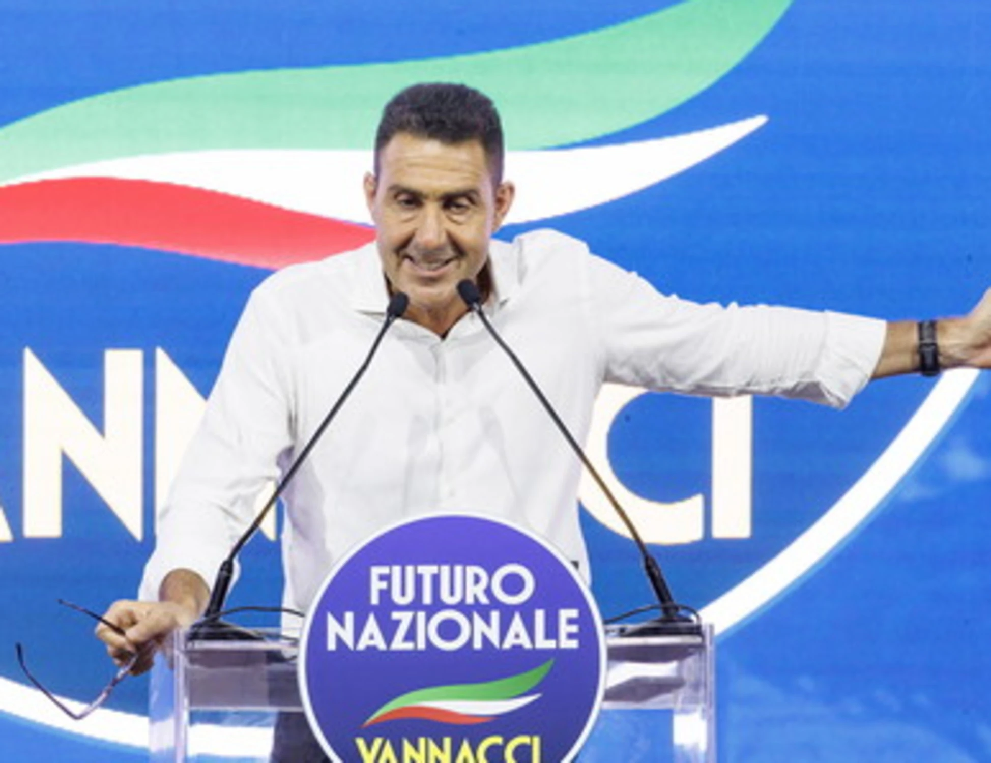 Vannacci fuori controllo, l'attacco ad Arianna Meloni: "La casta siete voi"