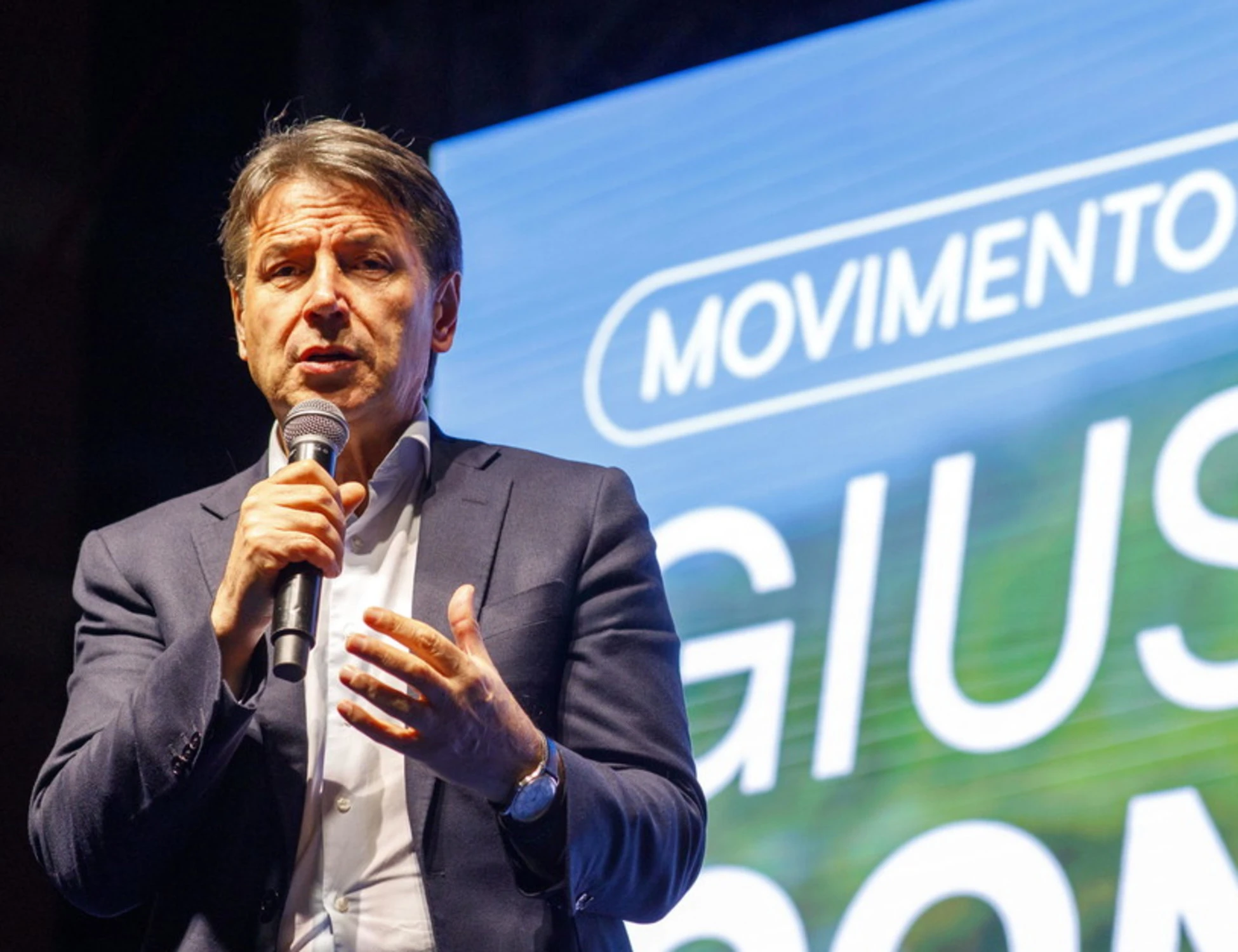 Giuseppe Conte, il disastro in Calabria sfascia la sinistra