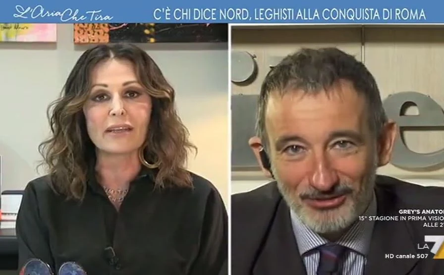 L'aria che tira, Pietro Senaldi: "Giorgia Meloni imbucata alla manifestazione di Salvini", Santanchè trasale