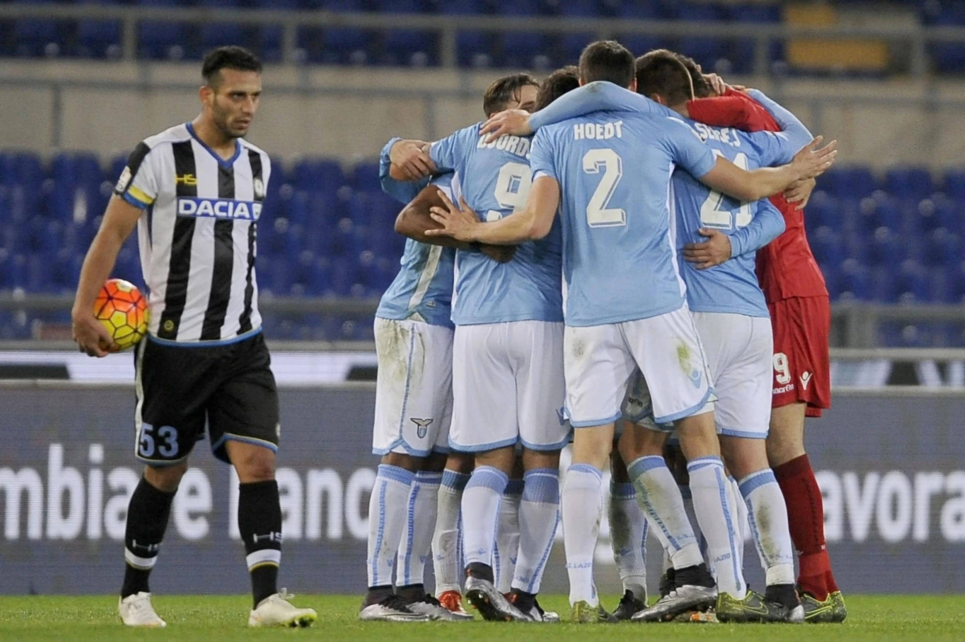 Coppa Italia, la Lazio supera 2-1 l'Udinese e va ai quarti: Matri e Cataldi salvano Pioli