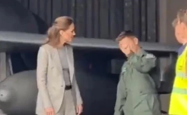 https://media.liberoquotidiano.it/cJlsgllgJV0Lqn6fKnhko18ozcE4xHLL9_Afw1TUcNw/width:800/quality:90/aW1hZ2VzLzIwMjUvMTAvMDMvMTY1MjE4MDkzLWFiYjUyMzFjLTk3Y2QtNGEzNC1iZDk5LTY0Mjc3NGU1NWU0MC5qcGc.webp