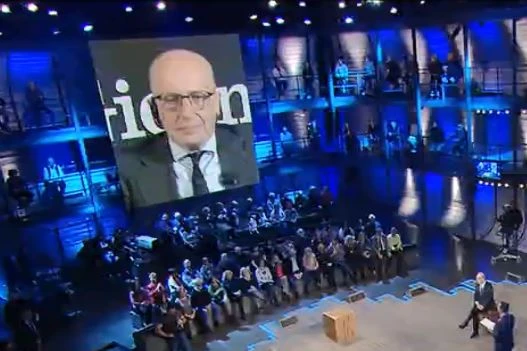 Alessandro Sallusti a Di Martedì, Salvini come Macron: "Uno seminatore d'odio. E l'altro no?"