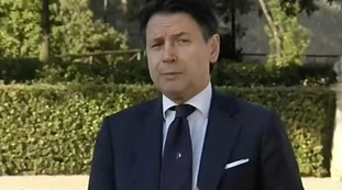 Giuseppe Conte in copertina su Reputation: "Da dove deve ripartire l'Italia". Odore di presa per i fondelli