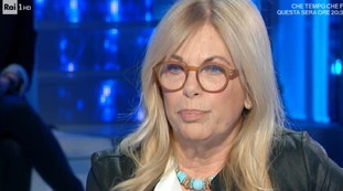 Domenica In, Rita Dalla Chiesa scatena il caos: "Mi vaccino, non con AstraZeneca". Come è possibile? Gelo su Rai 1
