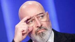 Pd, Bonaccini frega Schlein: "Patto dell'Appennino", con chi si allea