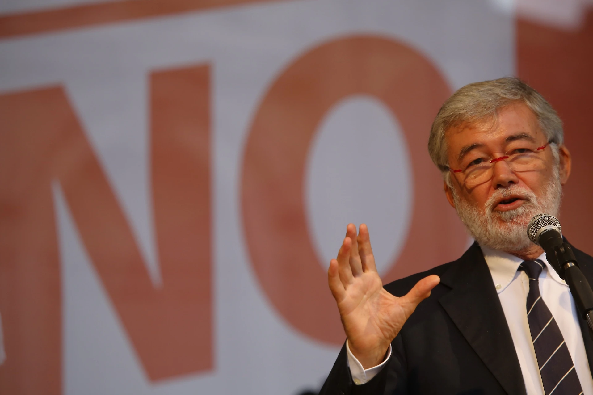 Sergio Cofferati, il delirio del compagno sulla sinistra: "Ci vuole un'alleanza tra sindacati e Ong"