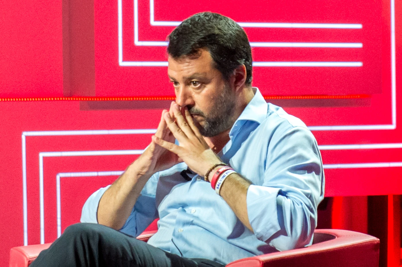 Matteo Salvini inquieto dopo l'affaire Metropol: "Può arrivare dell'altro". Ma per Berlusconi è una "trappola"
