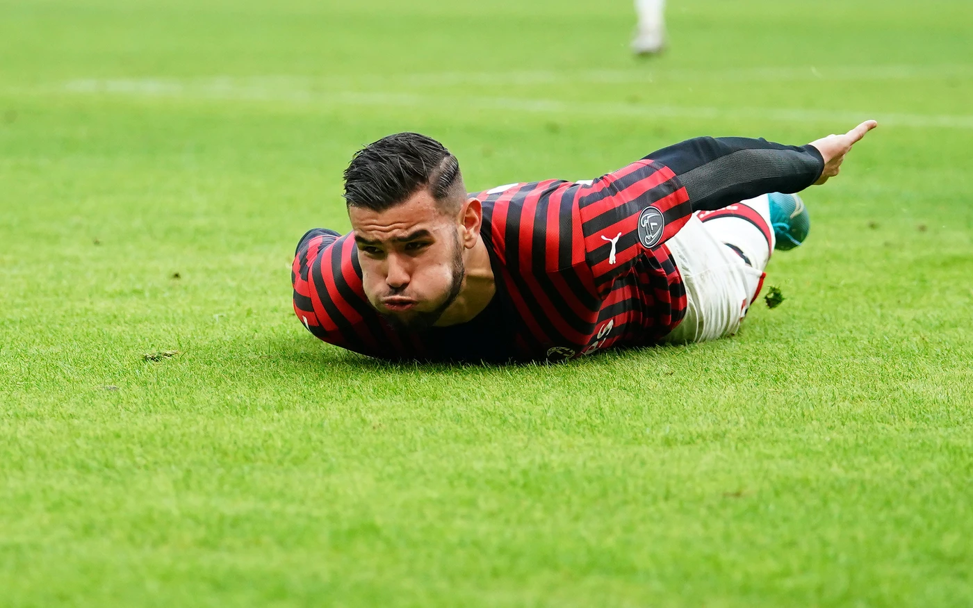 Theo Hernandez, il Milan ha paura di perderlo: quanto vale il terzino goleador, mezza Europa lo cerca