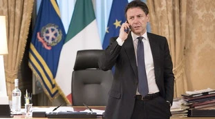 Autostrade, l’ultima idea di Giuseppe Conte: controllo allo Stato per far fuori Benetton