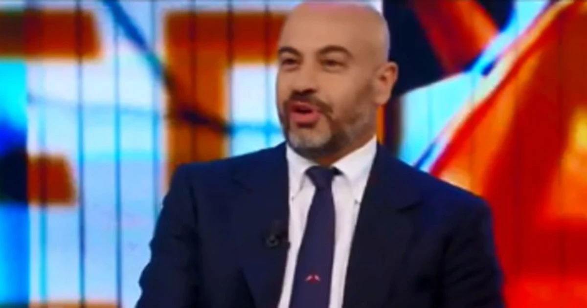 Gianluigi Paragone, il senatore scettico sull'accordo tra Italia e Ue sul Recovery Fund