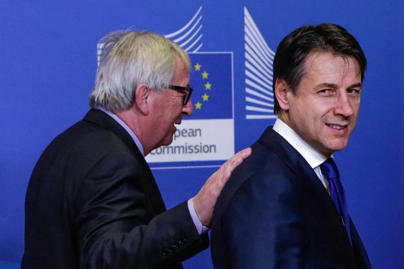 Giuseppe Conte, il retroscena: come ha sedotto Juncker, svolta decisiva per il futuro dell'Italia