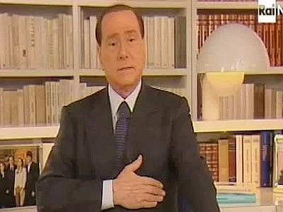 Video di Berlusconi: ''Farò politica anche fuori dal Parlamento'' /VD