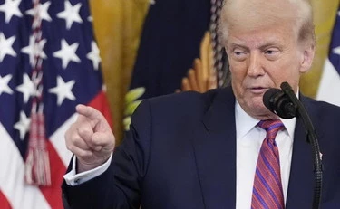 Trump fa causa al WSJ e Murdoch per 10 miliardi di dollari