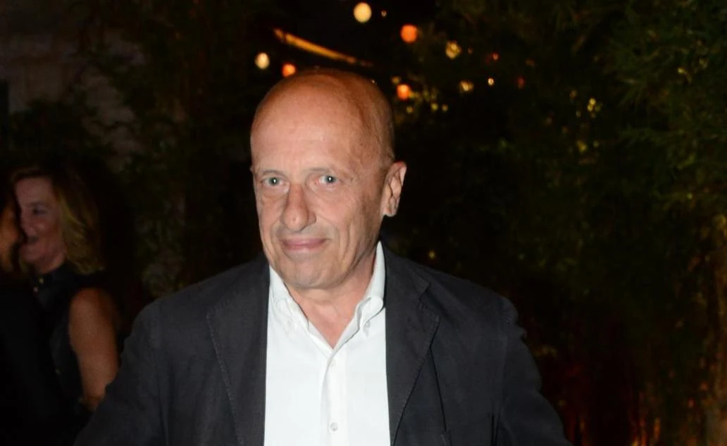 Alessandro Sallusti, perché Antonio Ricci attacca Claudio Baglioni: "Non è cattivo, è un comunista furbo"