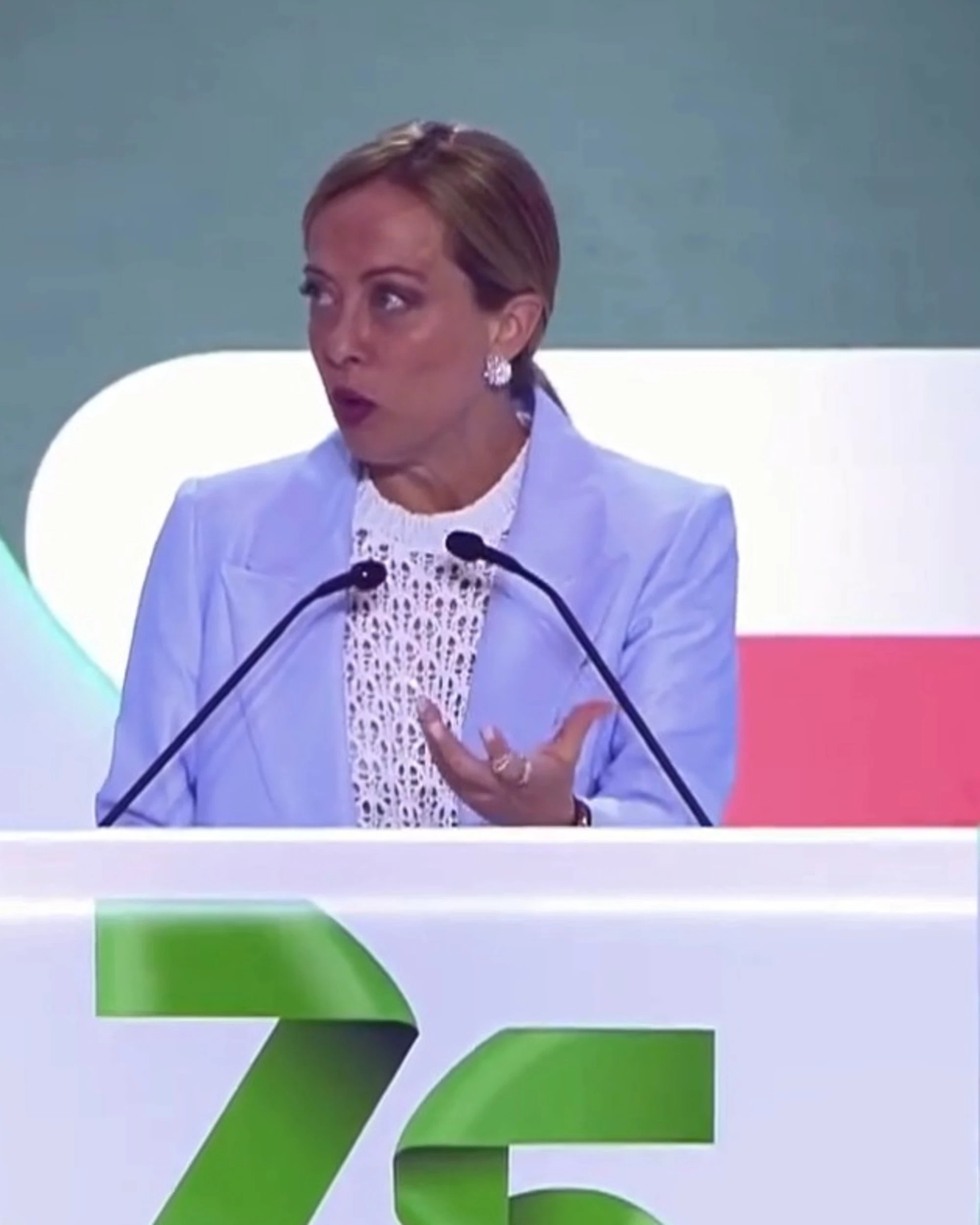 Giorgia Meloni, l'orgoglio del premier: "Mille giorni, un milione di posti"