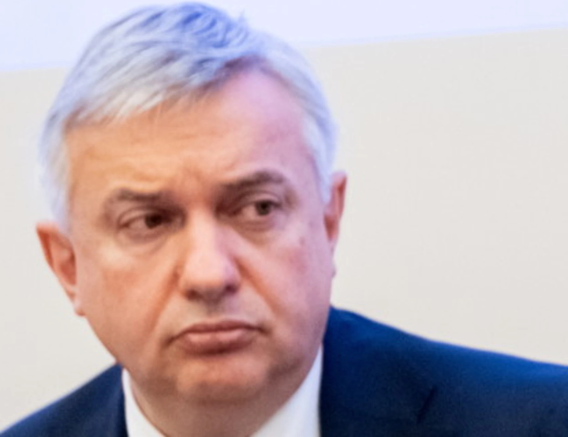 Maurizio Molinari, vogliono sanzionarlo perché critica Francesca Albanese