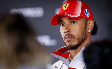 Ferrari, Jean Alesi stronca Lewis Hamilton: "Fuori luogo"