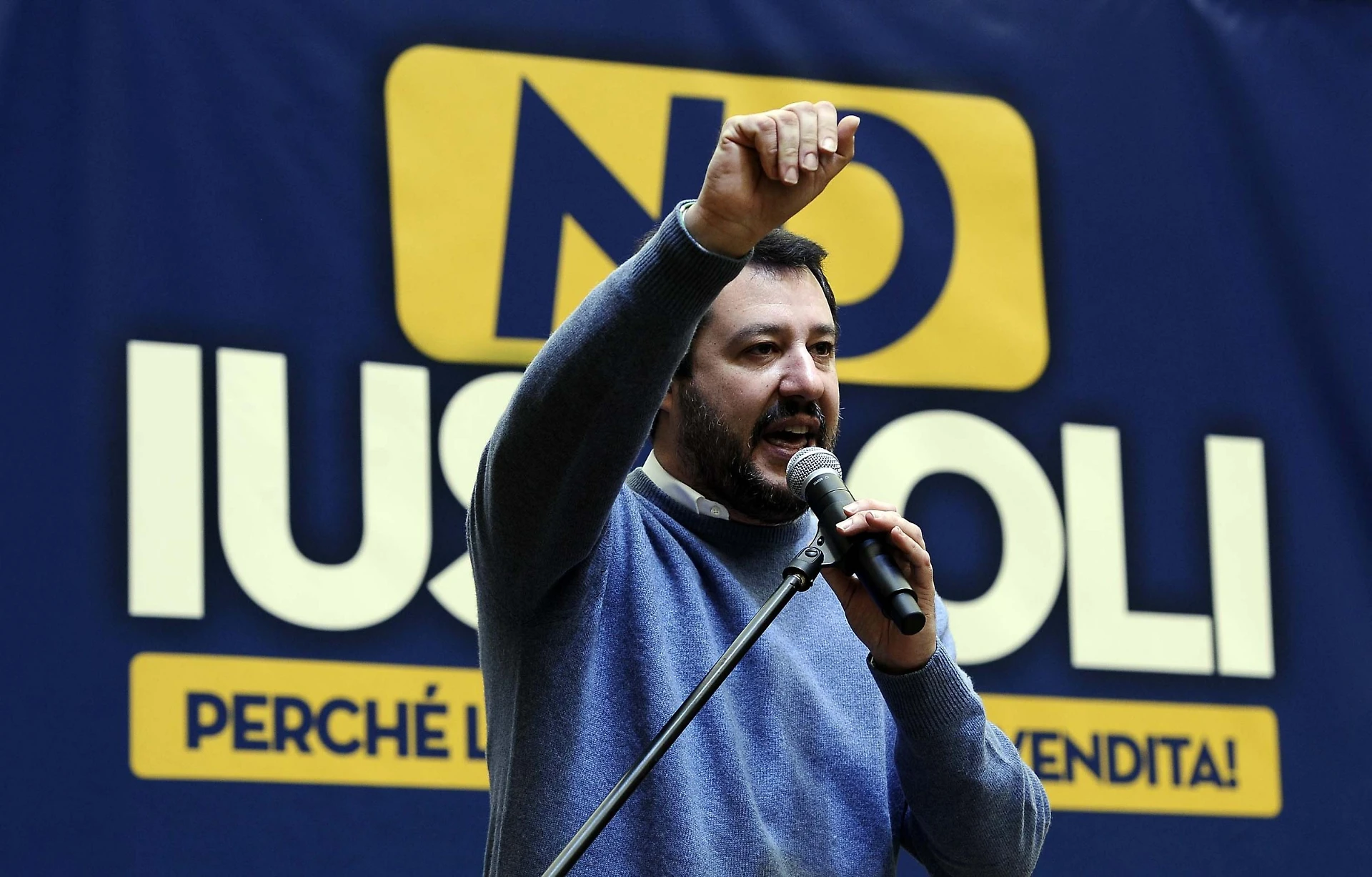 No Ius soli, Salvini da godere: "Sfido Renzi in ogni collegio in cui si candiderà. Ci riprendiamo anche la Toscana"