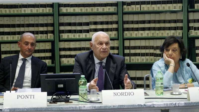 https://media.liberoquotidiano.it/cZpn3o60ee45W2_v_bvMOYxS8jCTqR_2enB37daNtD8/width:800/quality:90/aW1hZ2VzLzIwMjUvMTAvMDYvMTU1NjE1NjQyLWYzMzBmZDIzLTVhZGItNDgyZi04NjMxLTY4NzhlZGExZTBlNC5qcGVn.webp
