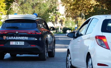 Seregno, dà fuoco al volto della moglie: "Li vuoi rivedere i tuoi figli?"