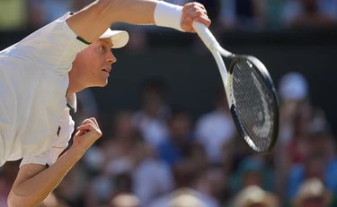 Jannik Sinner, la rivelazione di Pat Cash: "Nuovo servizio, dietro ci sono io"