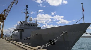 Marina militare, il dramma: trovato morto a bordo della nave. La pistola, un giallo inquietante