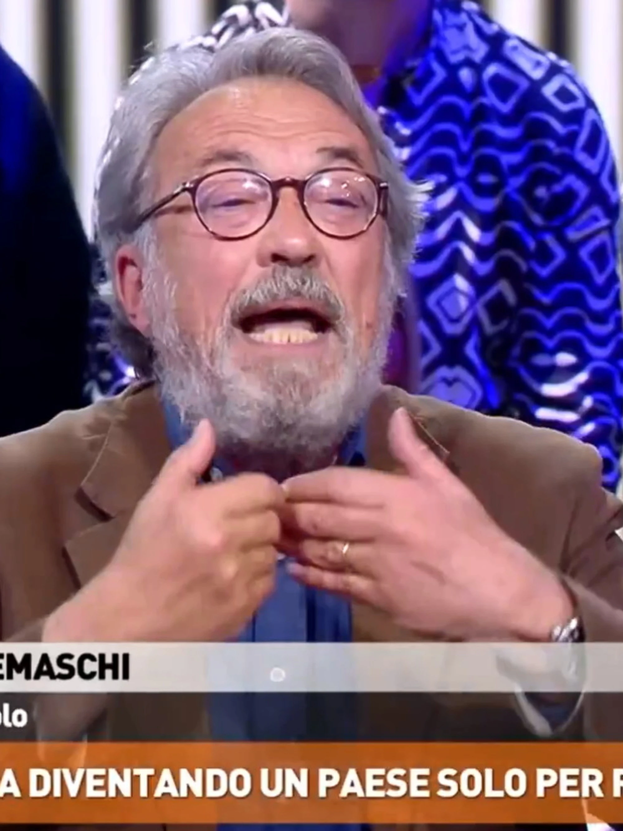 Dritto e Rovescio, Cremaschi fuori controllo: "Parassita"