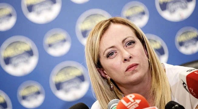 Giorgia Meloni, l'ira sui pagamenti: "Dal 30 giugno finisce la libertà in Italia"