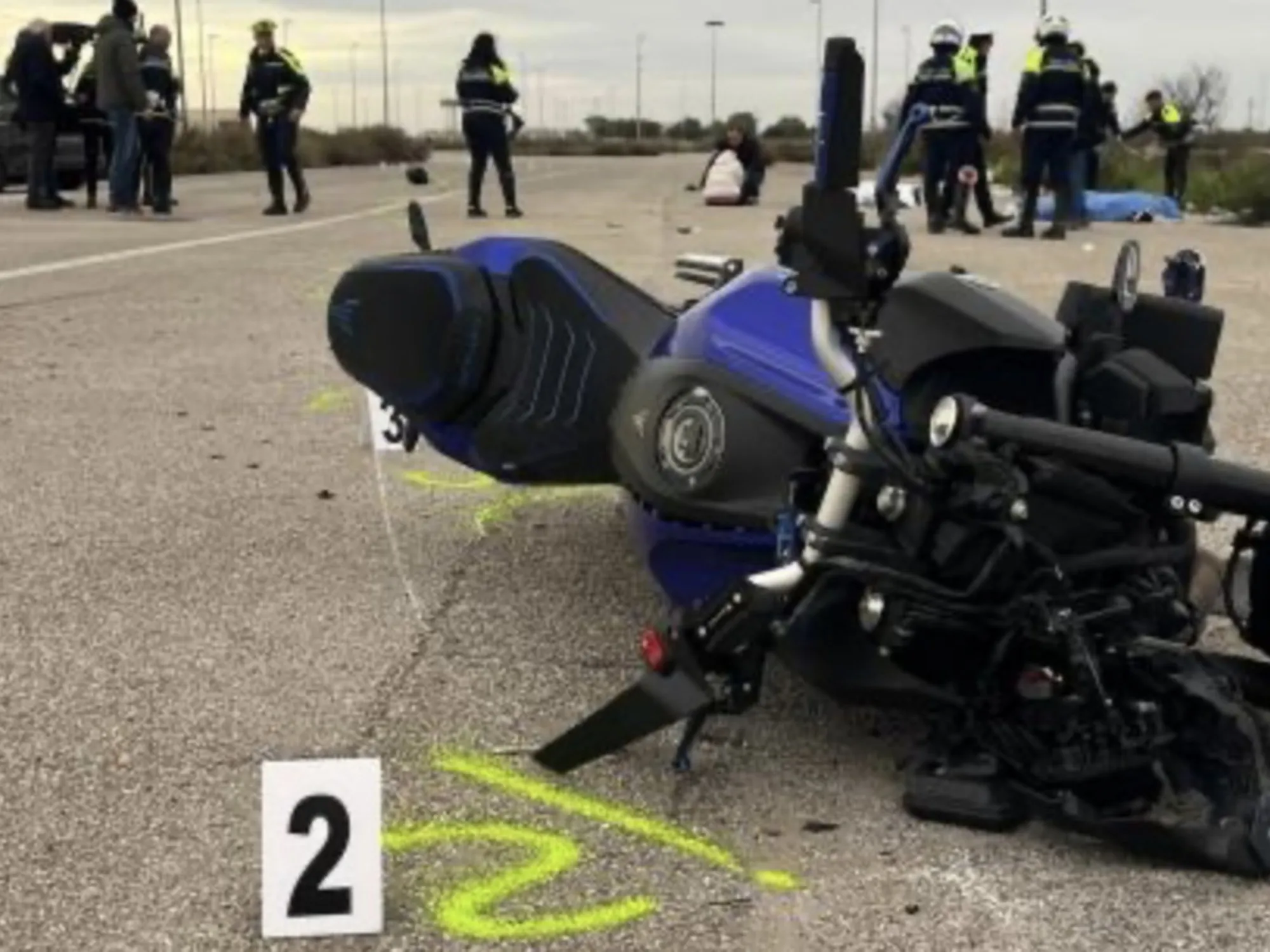 Leggi l'articolo: Prova la moto che vuole comprare: due morti