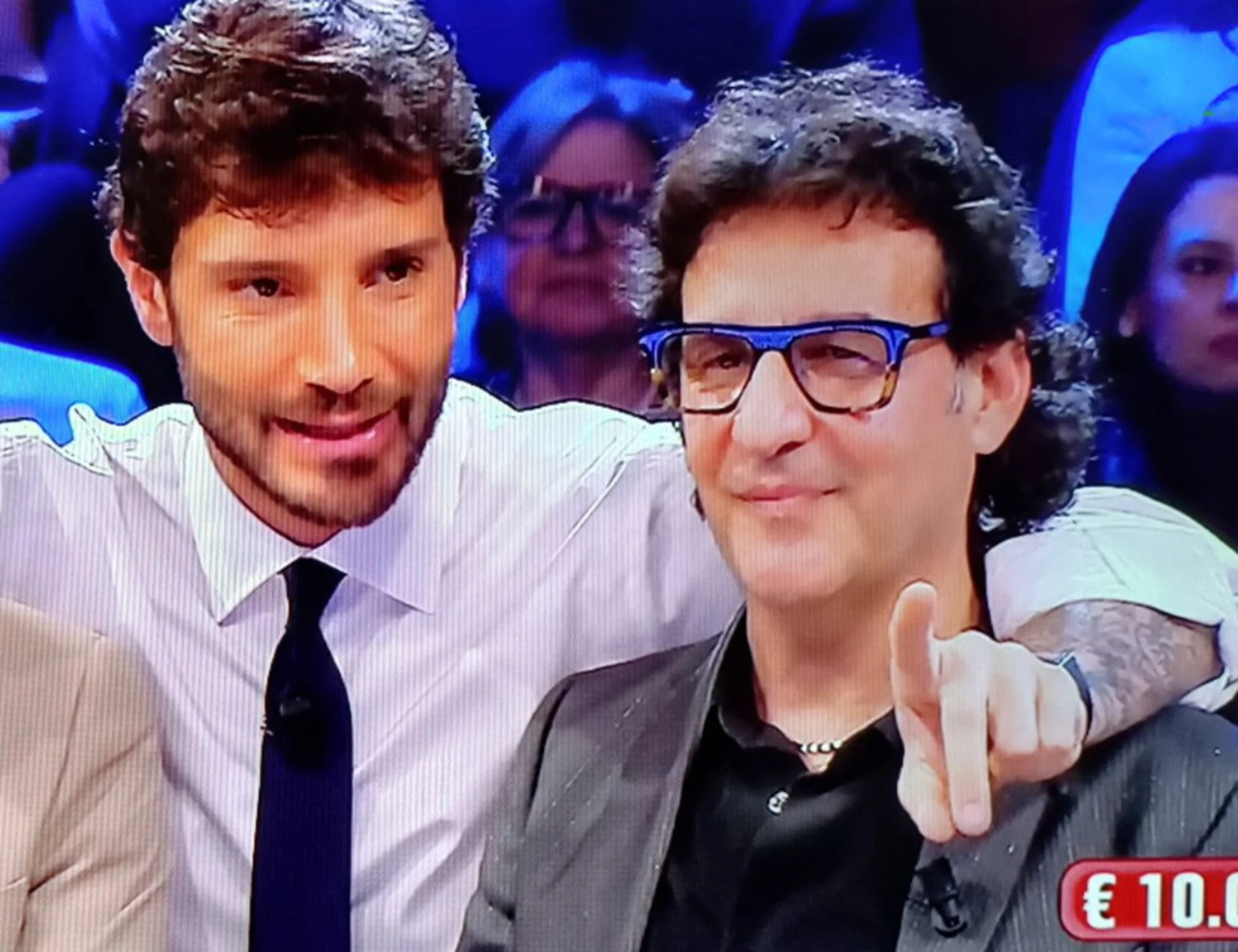 Affari tuoi, furia contro Natale: "Così sm***ona"