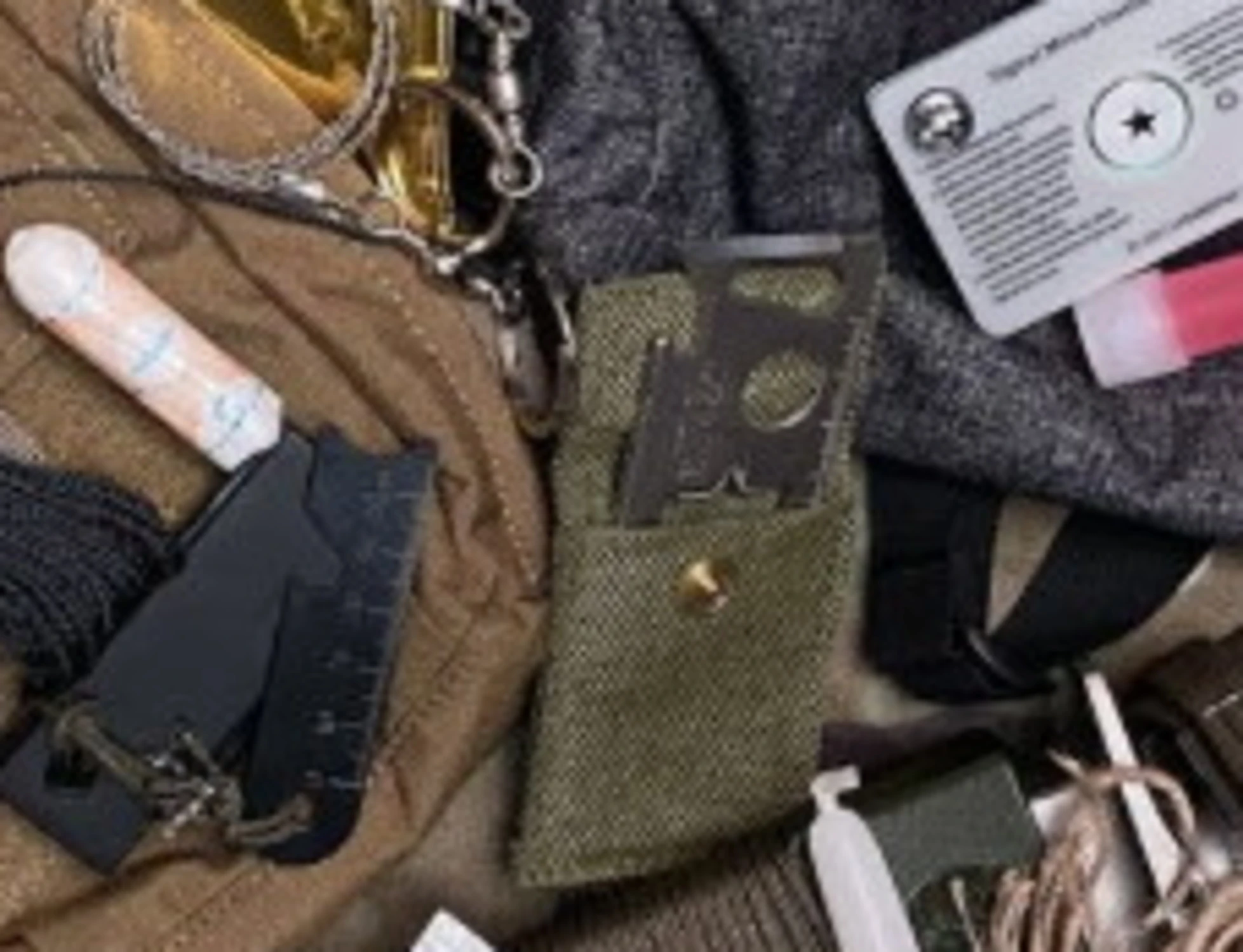 Belgio, il kit anti-blackout: acqua, coltello, fischietto