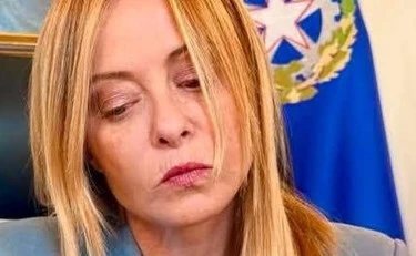 A Cernobbio Meloni non c'è ma tutti parlano di lei