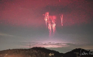 "Alieni!": l'anello e i tentacoli sul cielo d'Italia, è panico