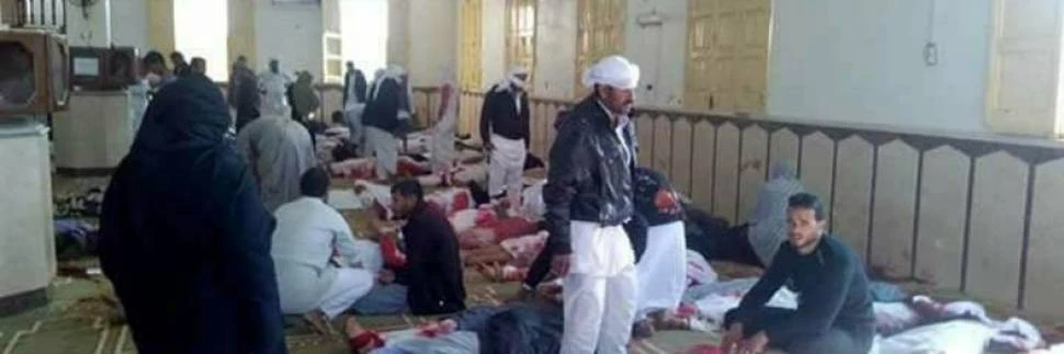 Egitto, attentato in una moschea di Bir al-Abed: almeno 235 morti