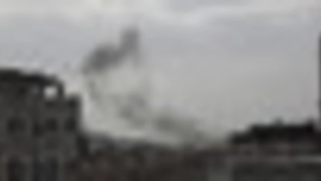 Yemen, aeroporto Sanaa colpito per impedire atterraggio aereo iraniano