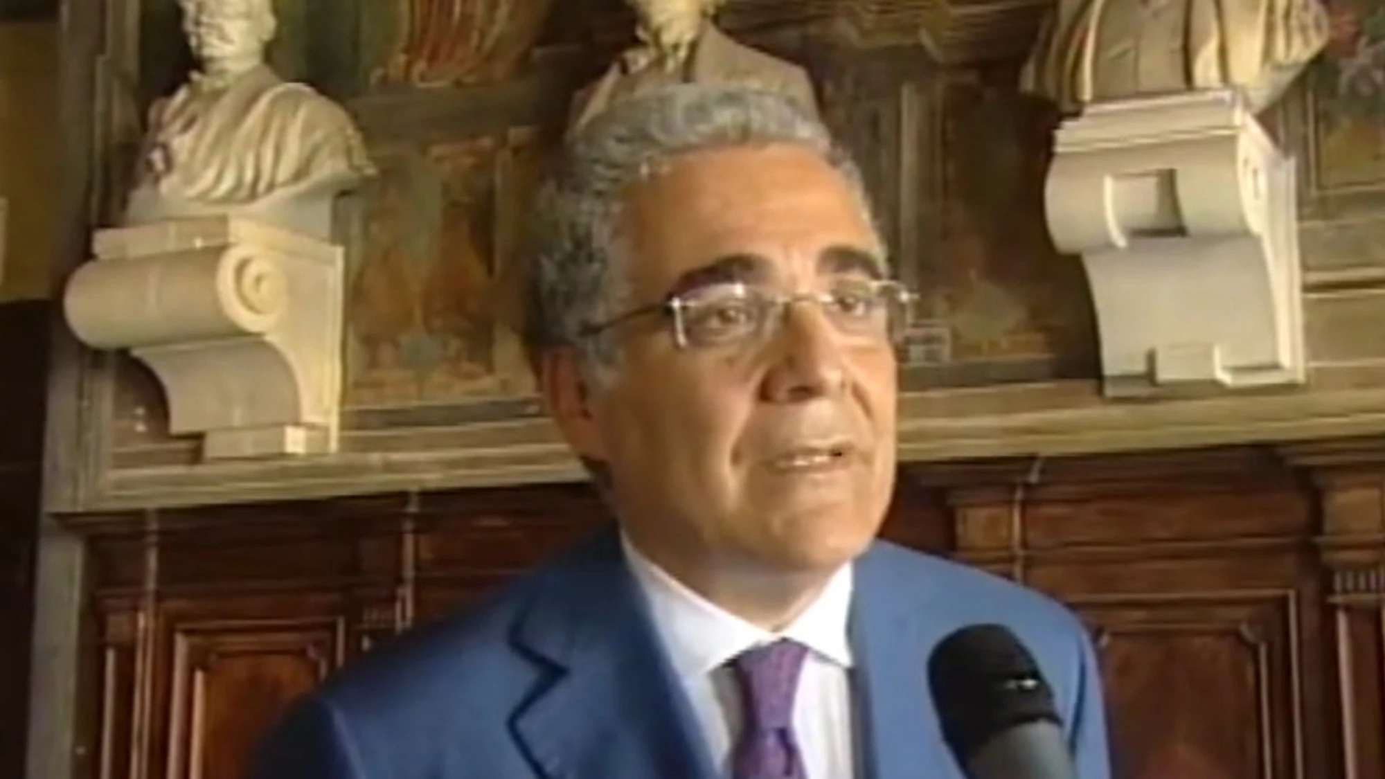 Referendum, esplode lo scandalo Guardiano: "È lo stesso che modererà il convegno per il no"