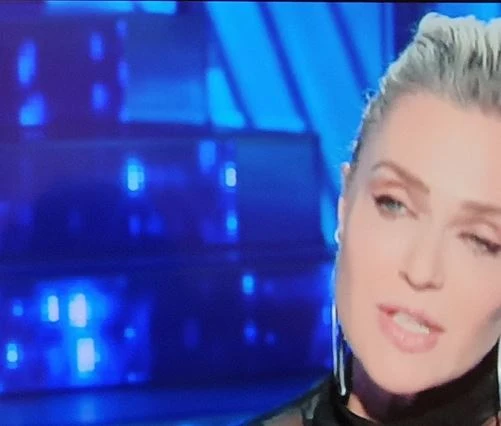 Domenica In, Paola Barale "inc*** nera". Furiosa con Raz Degan: la demolizione umana in diretta