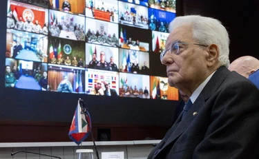 Mattarella, il saluto al Quirinale: "Il prudente controllo del governo sui conti pubblici"
