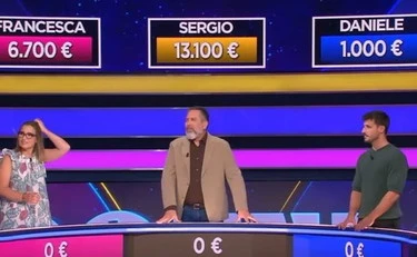 https://media.liberoquotidiano.it/cqk3EvGeGbk7ZR7W1UQm1i6dRZnIHumNHtpAA2Xh4Ho/width:800/quality:90/aW1hZ2VzLzIwMjUvMDkvMDEvMDU0NjUxNjY1LTkxM2I2MDRiLTBiZDItNDA2OC1hYTRjLTYyZGU5YmMzMjE5ZC5qcGc.webp