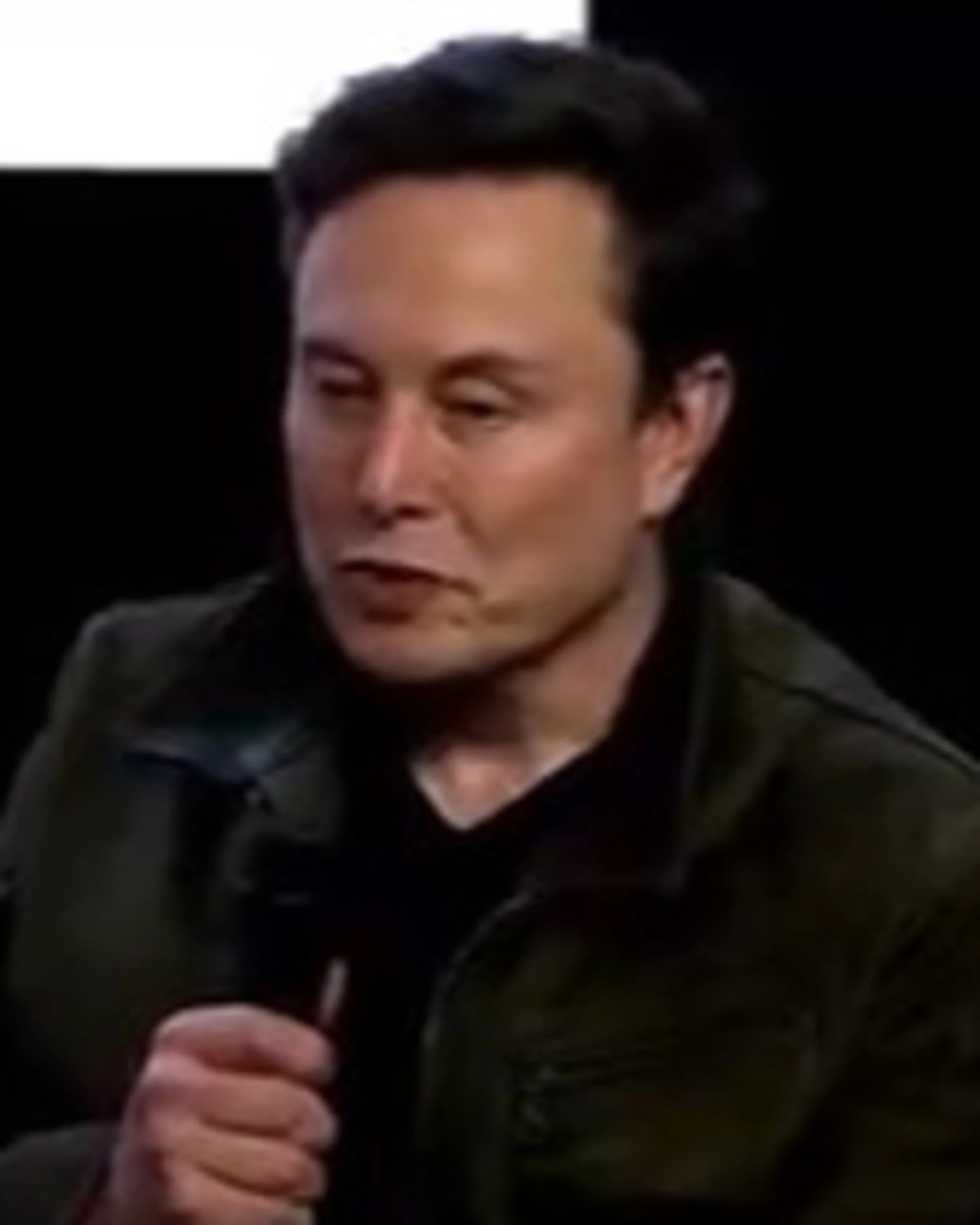 Grok, l'annuncio di Musk sconvolge ilmondo: "Ecco cosa ha risolto"