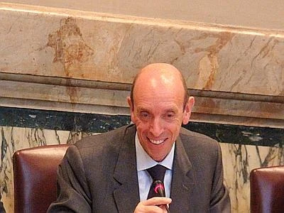 Inps: assegno vecchiaia 649 euro, anzianità 1.514