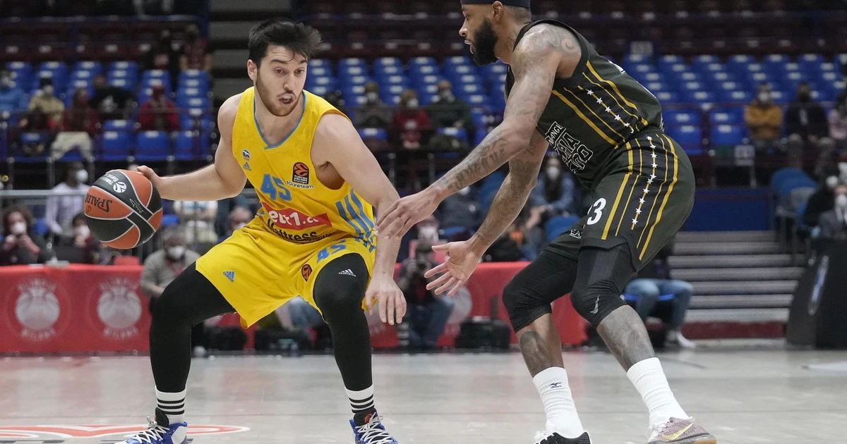 L’AX Armani Milano perde per tutti i playoff il play Malcolm Delaney