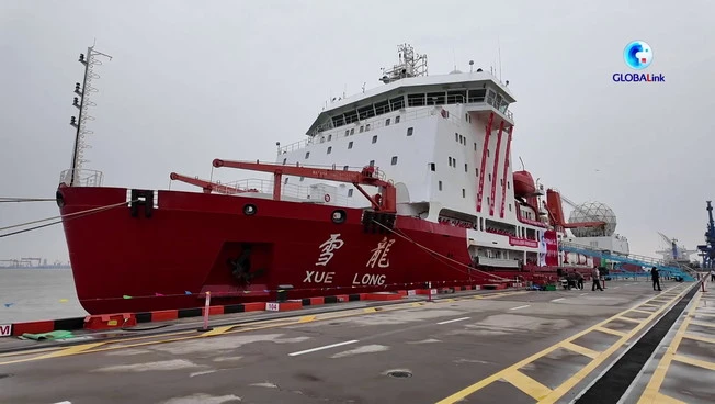 Cina, rompighiaccio polare torna in patria dopo la spedizione in Antartide