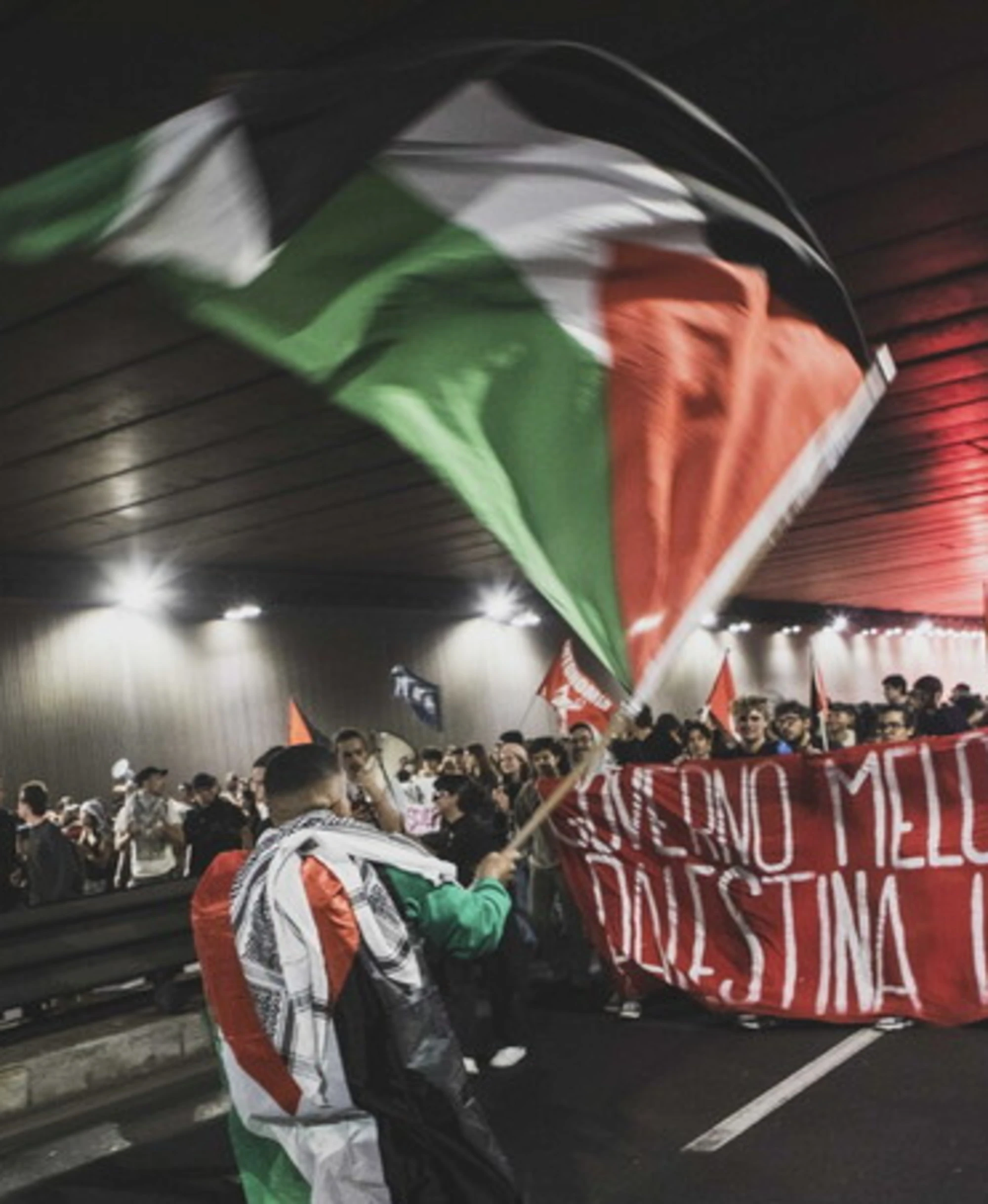 La sinistra non molla la propaganda su Gaza