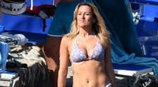 Virginia Saba, bikini da urlo e "giochini" acquatici con Luigi Di Maio: la temperatura si fa rovente