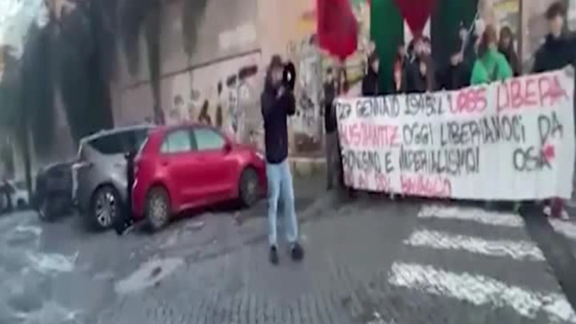 Giorno memoria, studenti OSA in piazza a Roma: "Contro genocidi di ieri e di oggi"