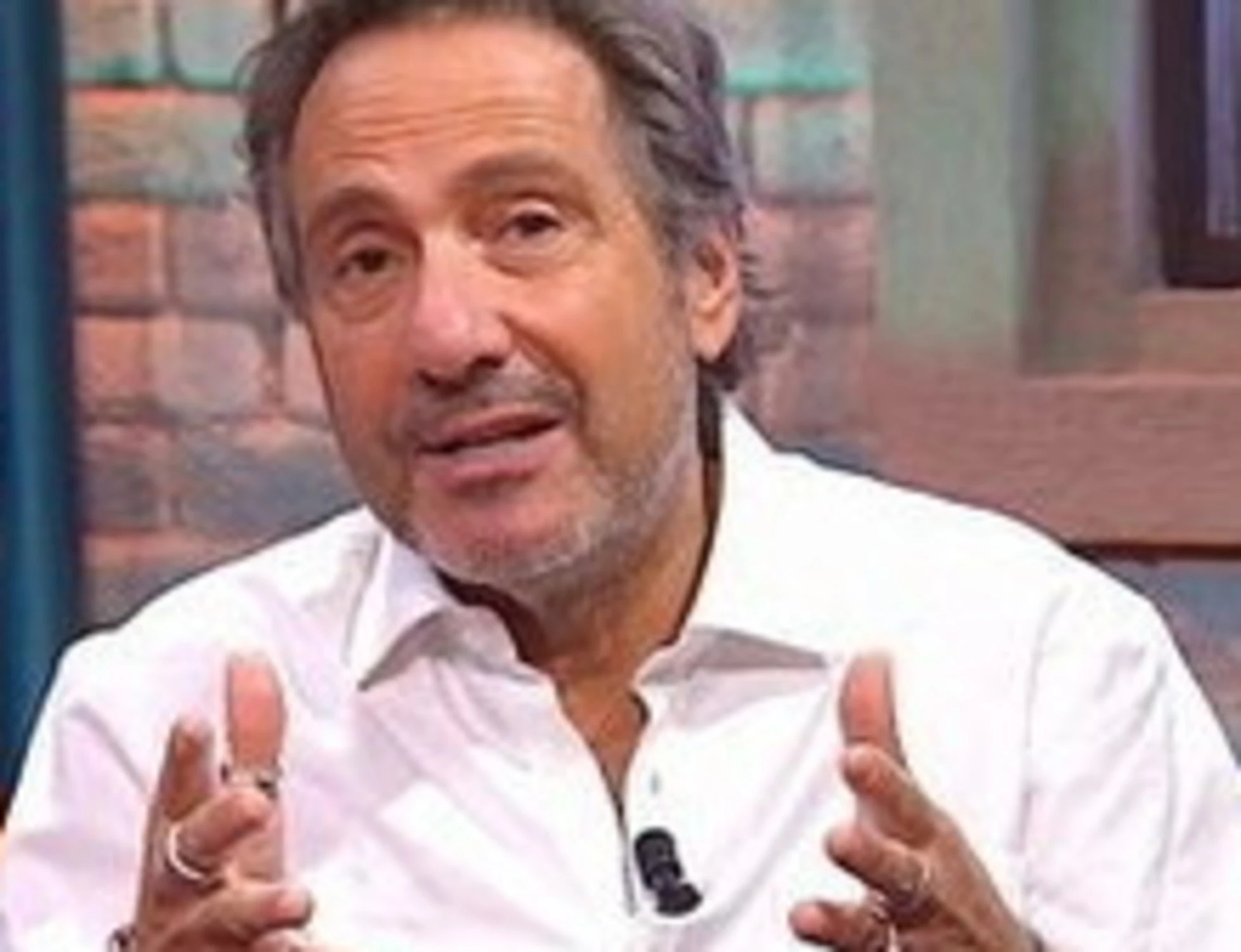 Mario Tozzi, l'ultima sparata: "L'impero romano finì per i cambiamenti climatici"